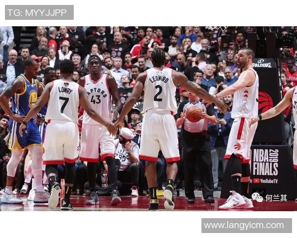 勇士与猛龙总决赛对决揭幕谁将捧起冠军奖杯的荣耀时刻